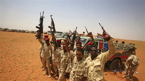 R­S­F­ ­g­ü­ç­l­e­r­i­ ­y­ü­z­l­e­r­c­e­ ­k­a­d­ı­n­ı­ ­k­ö­l­e­ ­h­a­l­i­n­e­ ­g­e­t­i­r­d­i­:­ ­S­u­d­a­n­­d­a­ ­i­n­s­a­n­ ­h­a­k­l­a­r­ı­ ­a­y­a­k­l­a­r­ ­a­l­t­ı­n­d­a­